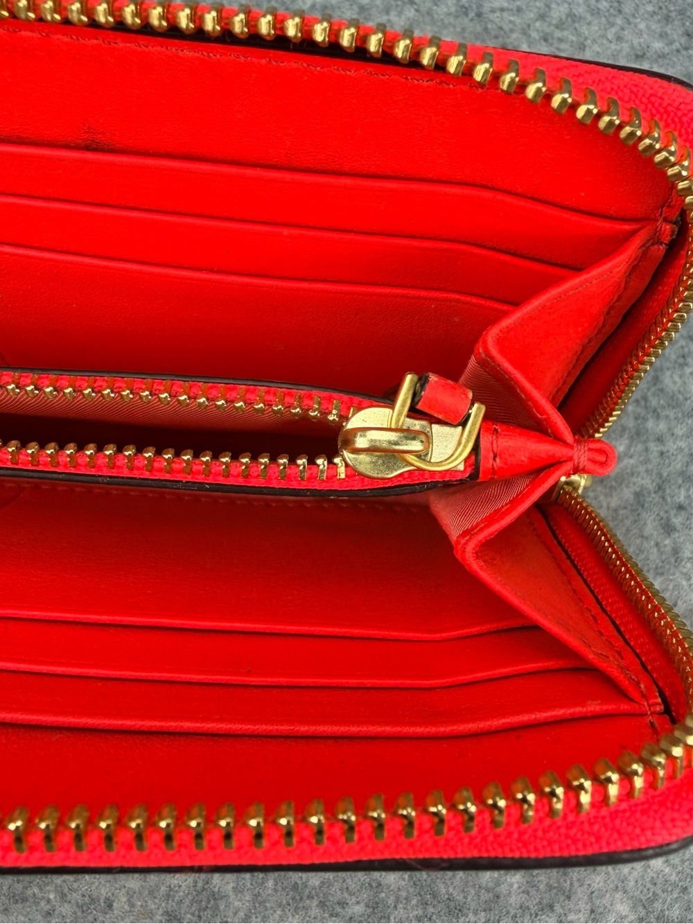 Tory Burch Georgia Zip Continental Wallet Coral Pink Quilted Leather Gold Logo - Picture 13 of 16